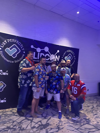 Hawaiian shirt night at Flipcon